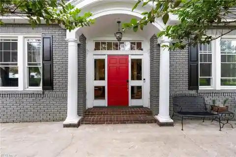 Turn-Of-Century Charm Meets Modern Comforts