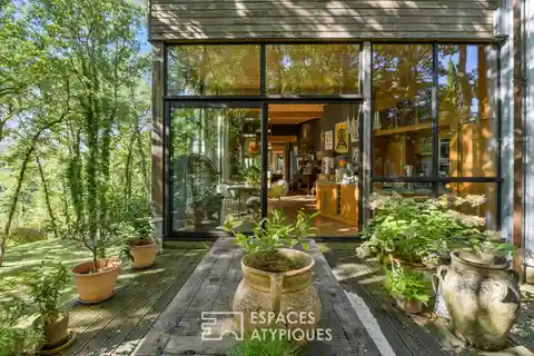 Contemporary Home Featuring Avant-Garde Architecture