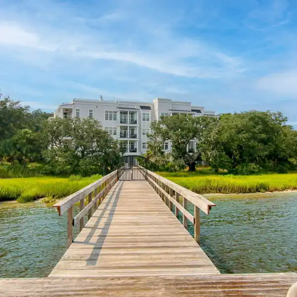 LUXURY CONDO WITH INCREDIBLE RIVER VIEWS