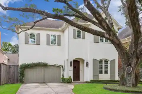Gorgeous Home on a Large Lot