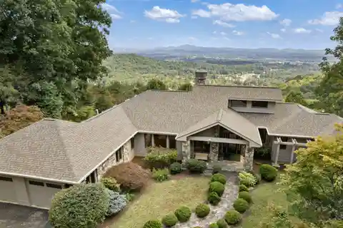 Gorgeous View Home at the Top of Sky Village