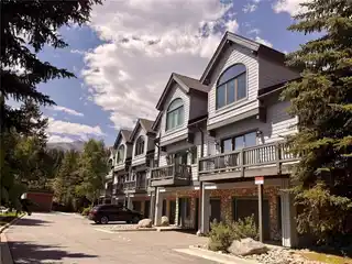 Stunning Mountaineer Townhome