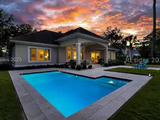 Refined Coastal Living in Port Royal