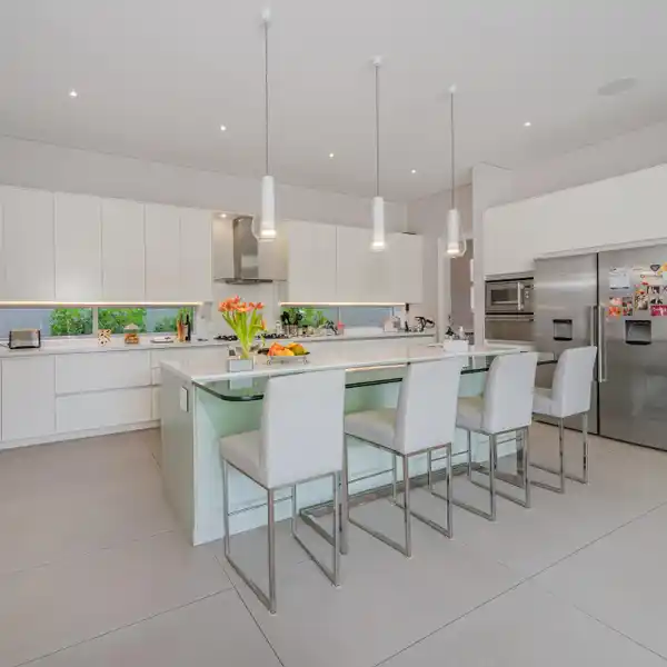 TIMELESS ELEGANCE MEETS SECURE ESTATE LIVING