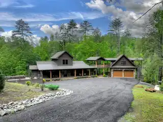Refined Waterfront Living in Tranquil Blue Ridge