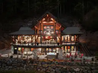 Stunning Retreat with Ocean Views