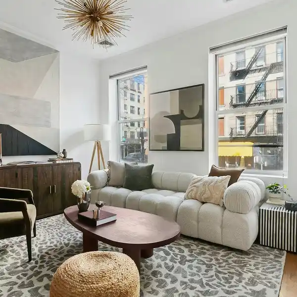 EXQUISITE WILLIAMSBURG THREE-UNIT BROWNSTONE