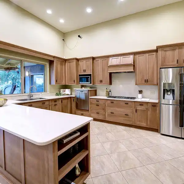 REMODELED SOUTHWESTERN CONTEMPORARY IN SKYLINE COUNTRY CLUB ESTATES