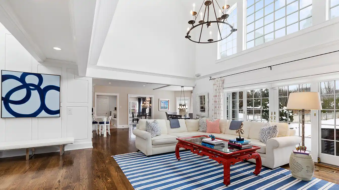 Pristine Five Bedroom Traditional Home for Rent