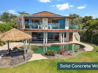 Exceptional Cliff-top Residence