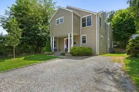 Inviting Home and a Commuter's Delight