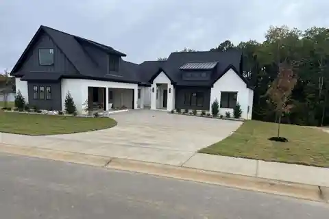 Custom Lakefront Home with Outdoor Kitchen