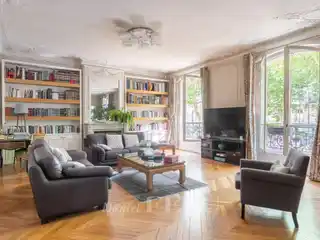 South-Facing Apartment Bathed in Sunlight