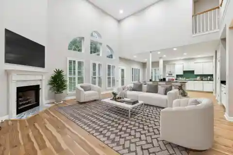 Spacious Home in the Desirable Mountain View Subdivision
