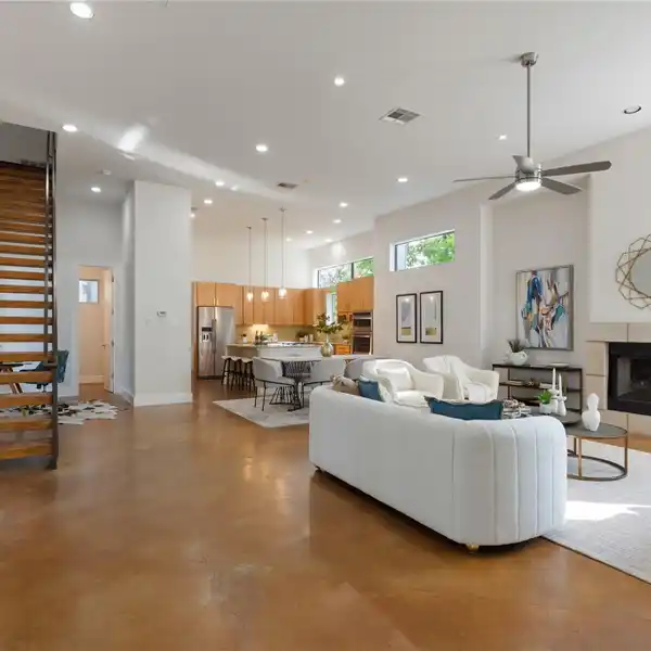 RARE BOULDIN CREEK RESIDENCE
