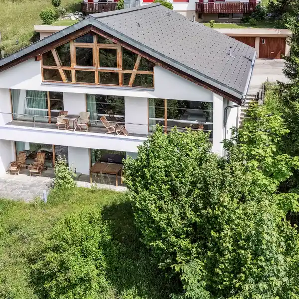 RENOVATED HOME IN A PEACEFUL SETTING