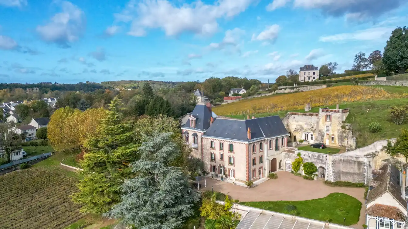 Meticulously Maintained and Renovated Residence in a Majestic Setting