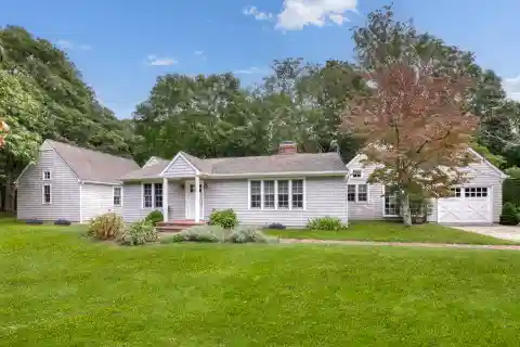 Charming Sagaponack Home
