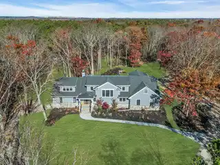 Luxurious Custom-built Home on 4.7 Acres