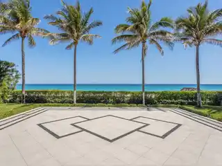 Magnificent Oceanfront Residence