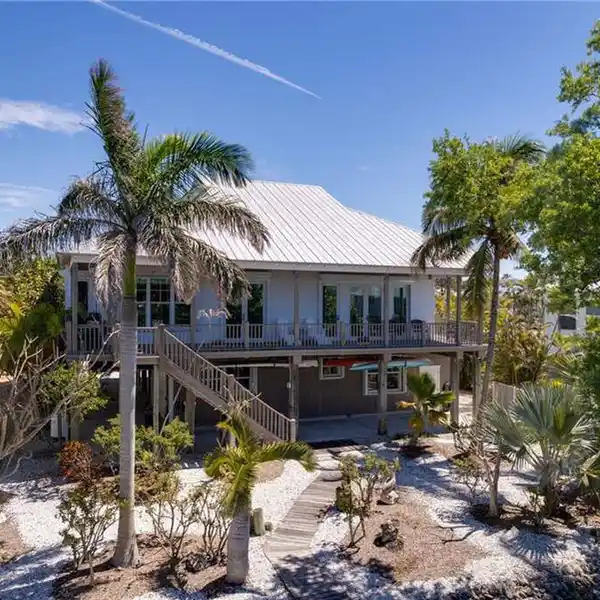 CUSTOM COASTAL HOME