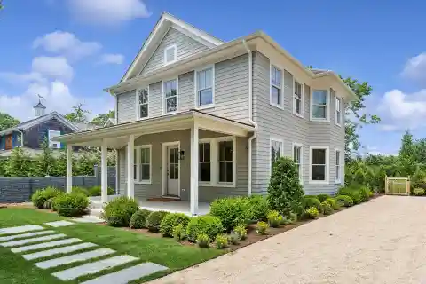 Five Bedroom Southampton Rental Home