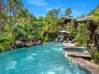 Coastal Estate with Home and Office Synergy