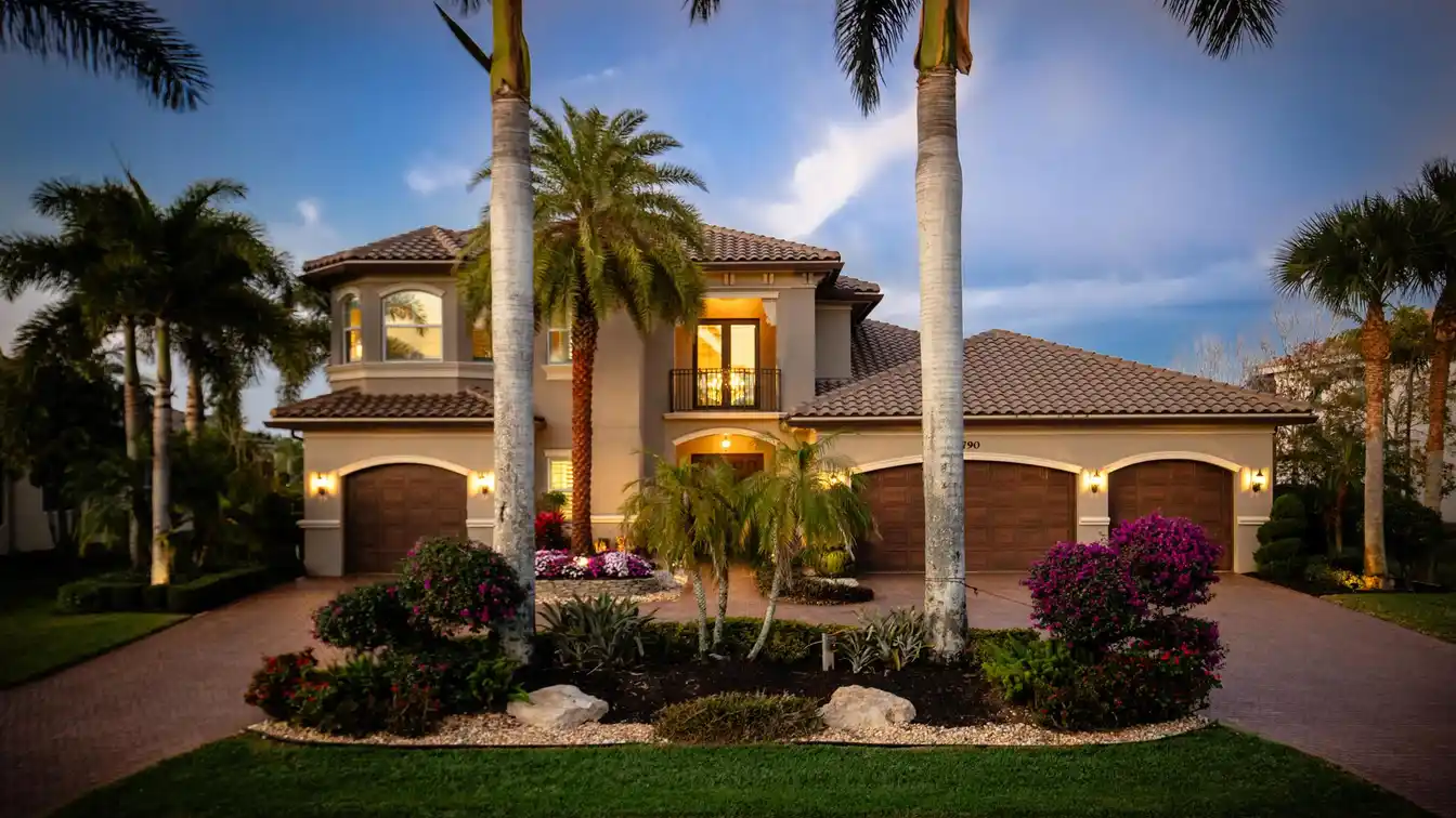 Elegant Architecturally Designed Lakefront Home