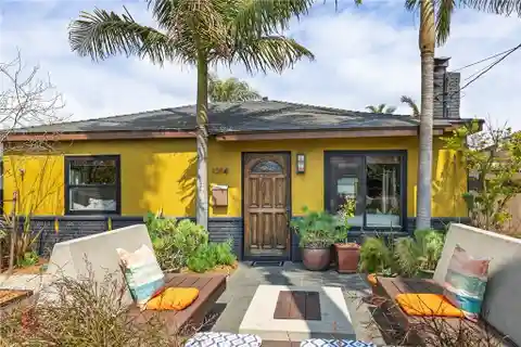 Chic North Redondo Home