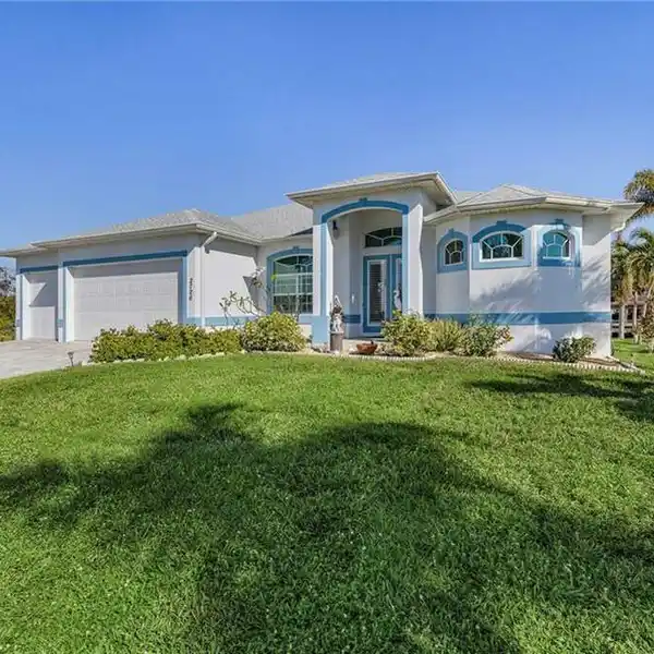 WATERFRONT OASIS ON PINE ISLAND
