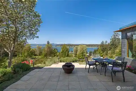 A Sanctuary That Makes a Statement