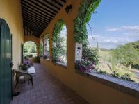 CHARMING TUSCAN OLD COUNTRY MANSION IN VAL D'ORCIA