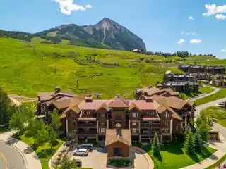 Premier Ski-In/ski-Out Luxury Condominium Property