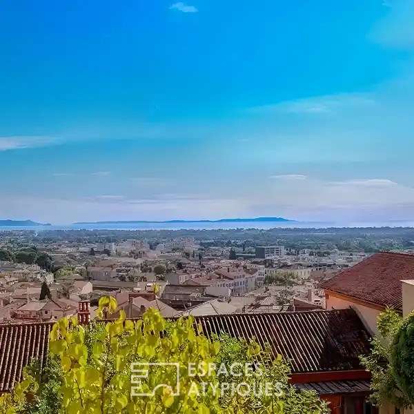 UNIQUE COMPLETELY RENOVATED DOWNTOWN HISTORIC HOME