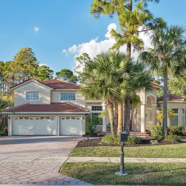 FIVE BEDROOM HOME IN SOUGHT-AFTER BINKS PRESERVE