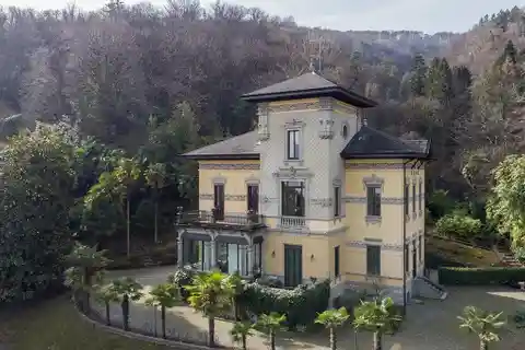 Historic Italian Villa in Art Nouveau Style