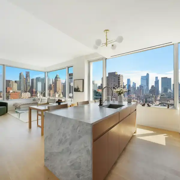 A QUIET SANCTUARY IN THE HEART OF THE VIBRANT WEST SIDE