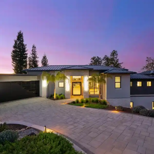 SKYFARM LUXURY ESTATE