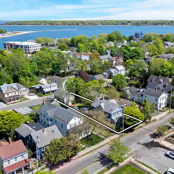 1890 GREENPORT VILLAGE GEM