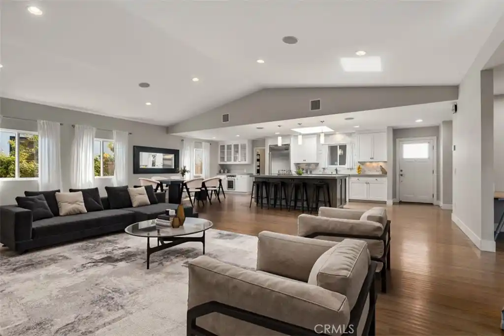 Beautiful One-level Dover Shores Home