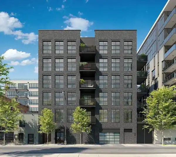 REMARKABLE WEST LOOP RESIDENCE