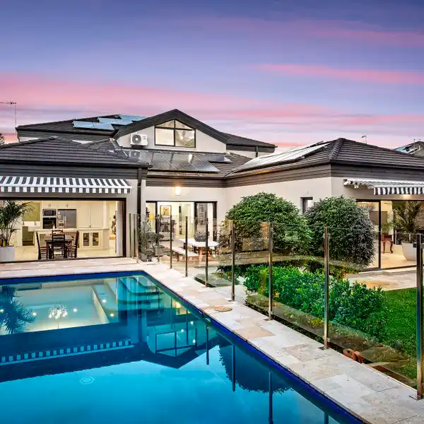 ELEGANT BEACHSIDE RESIDENCE WITH POOL AND CABANA
