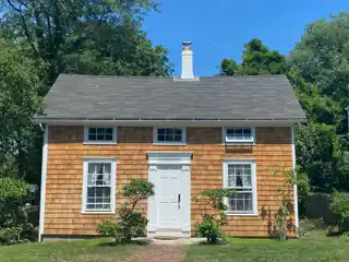 Wonderful Sag Harbor Village Gem