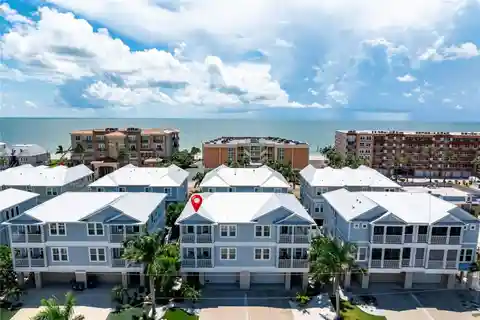 Coastal Living with Relaxed Luxury