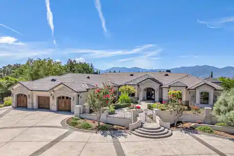 Luxurious Estate with Stunning Valley Views