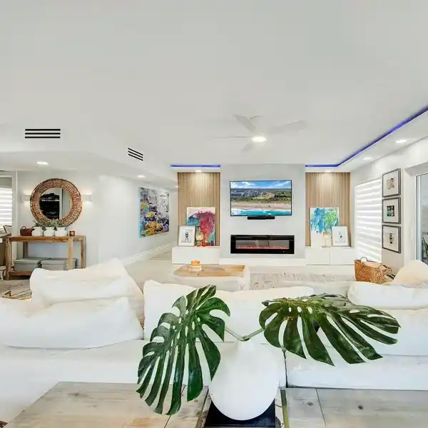OCEANFRONT LUXURY IN SAN REMO