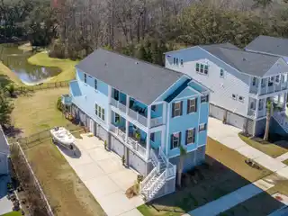 Beautiful Elevated Coastal Retreat