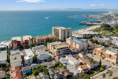 Prestigious Penthouse Complex on the Esplanade