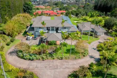 Estate Home in the Fabulous Wailuku Countryside