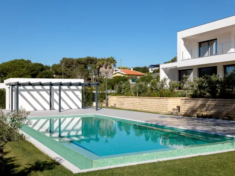 Gorgeous Four-bedroom House in a New Condominium